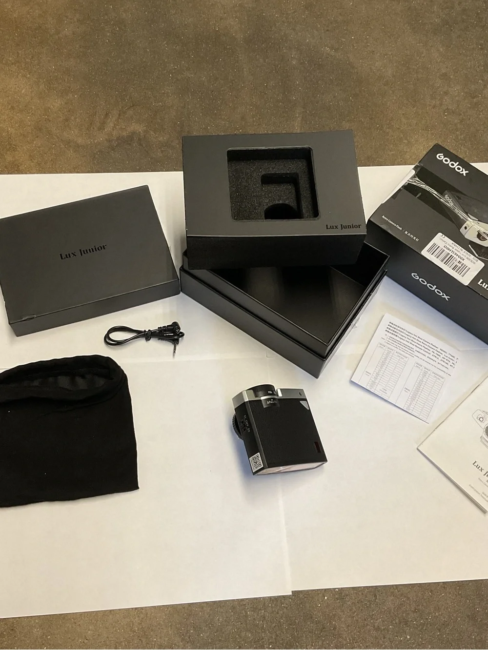 Godox Lux Junior Retro Camera Flash GN12 Universal Speedlite Black With Box